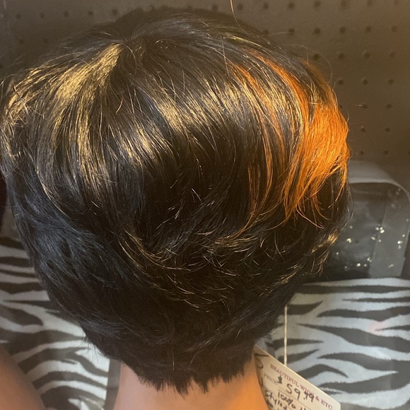 Pixie Cut Black with Brown #1B/33 Wig with Bangs Layered Wavy Human Hair It#AY - Picture 5 of 7